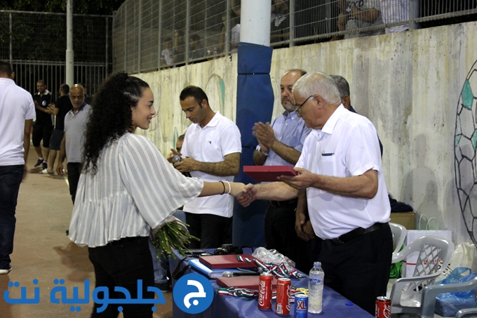 فريق ملك الطورطيا يتوج بطلا للدوري المصغر في جلجولية 